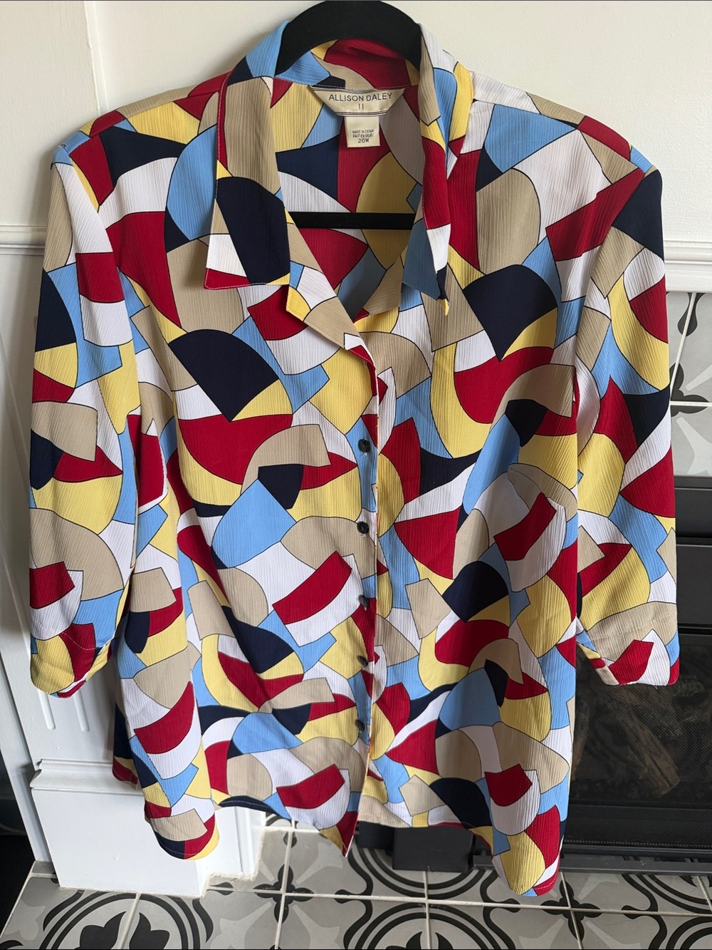 Allison Daley Multicolor Abstract Geometric Button-Front Blouse